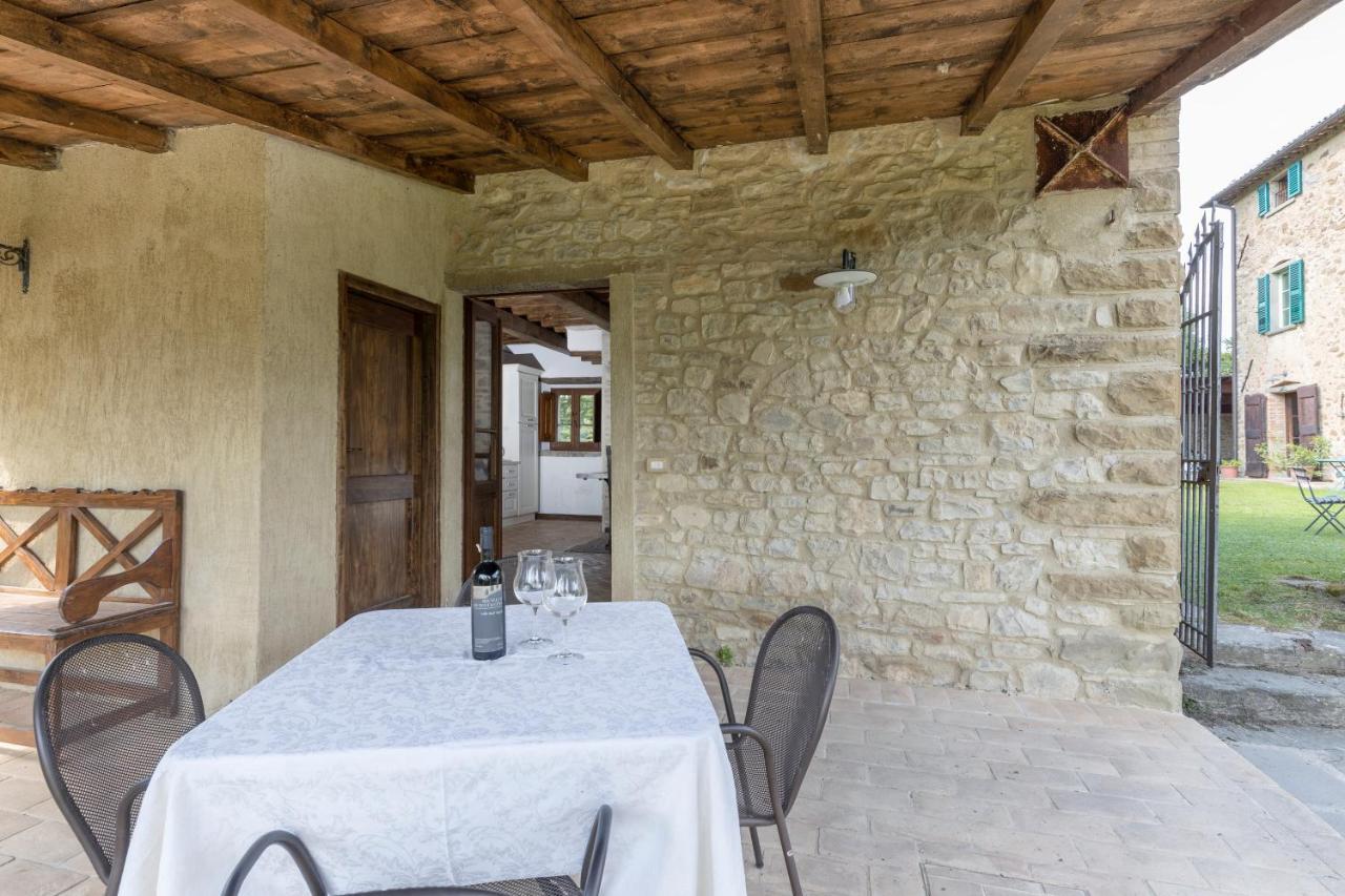 Country House La Casa Paterna Monte Santa Maria Tiberina Exterior photo