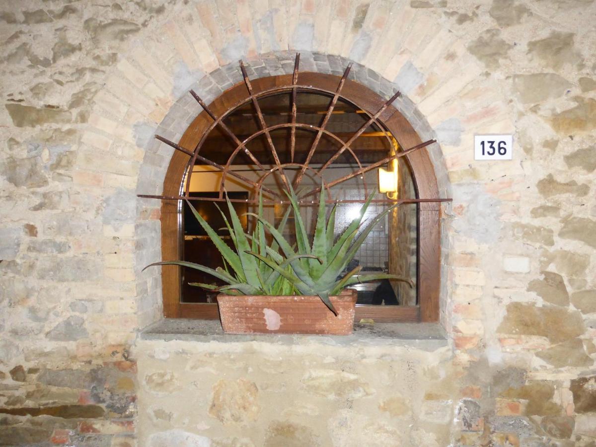 Country House La Casa Paterna Monte Santa Maria Tiberina Exterior photo
