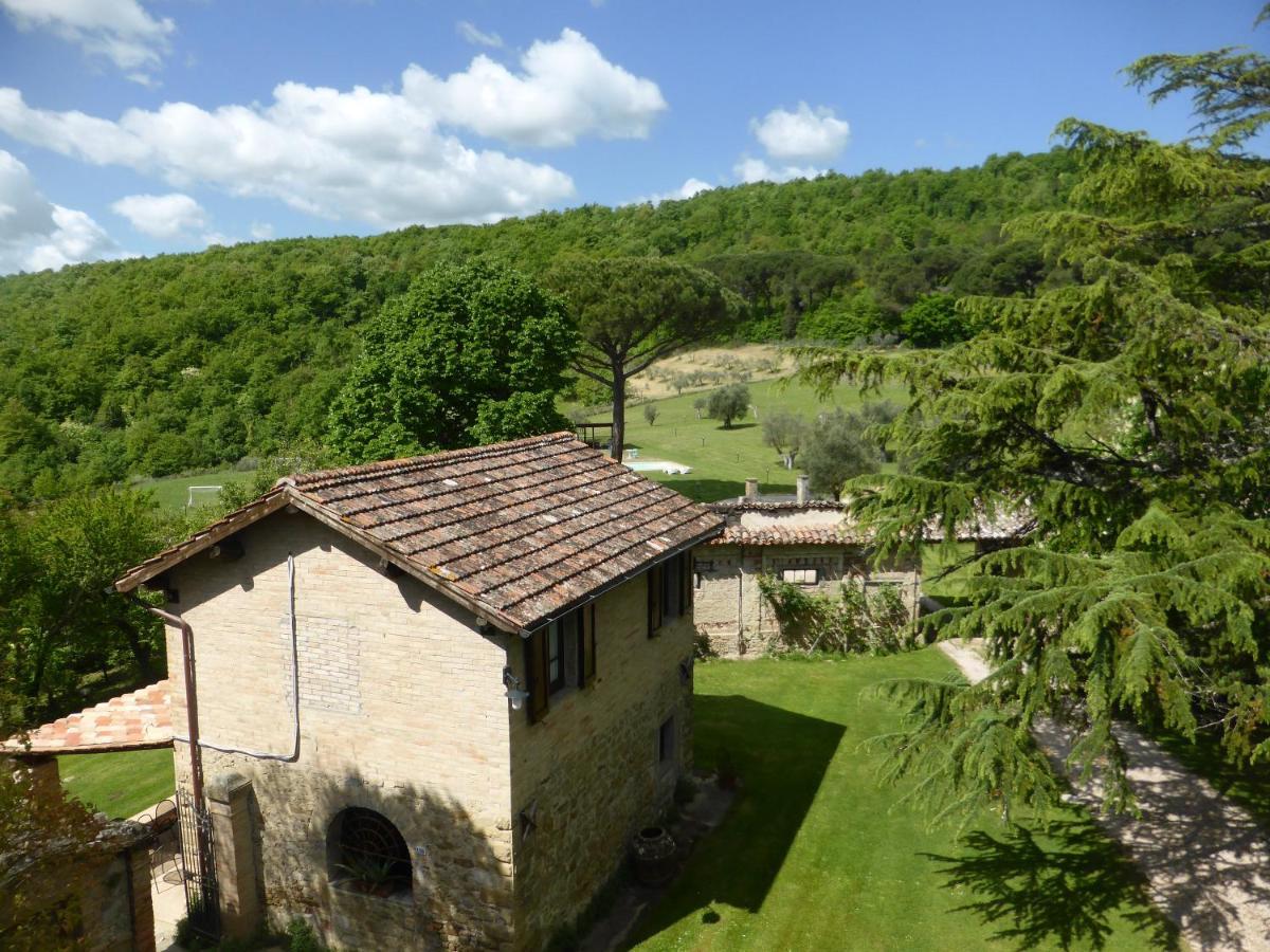 Country House La Casa Paterna Monte Santa Maria Tiberina Exterior photo
