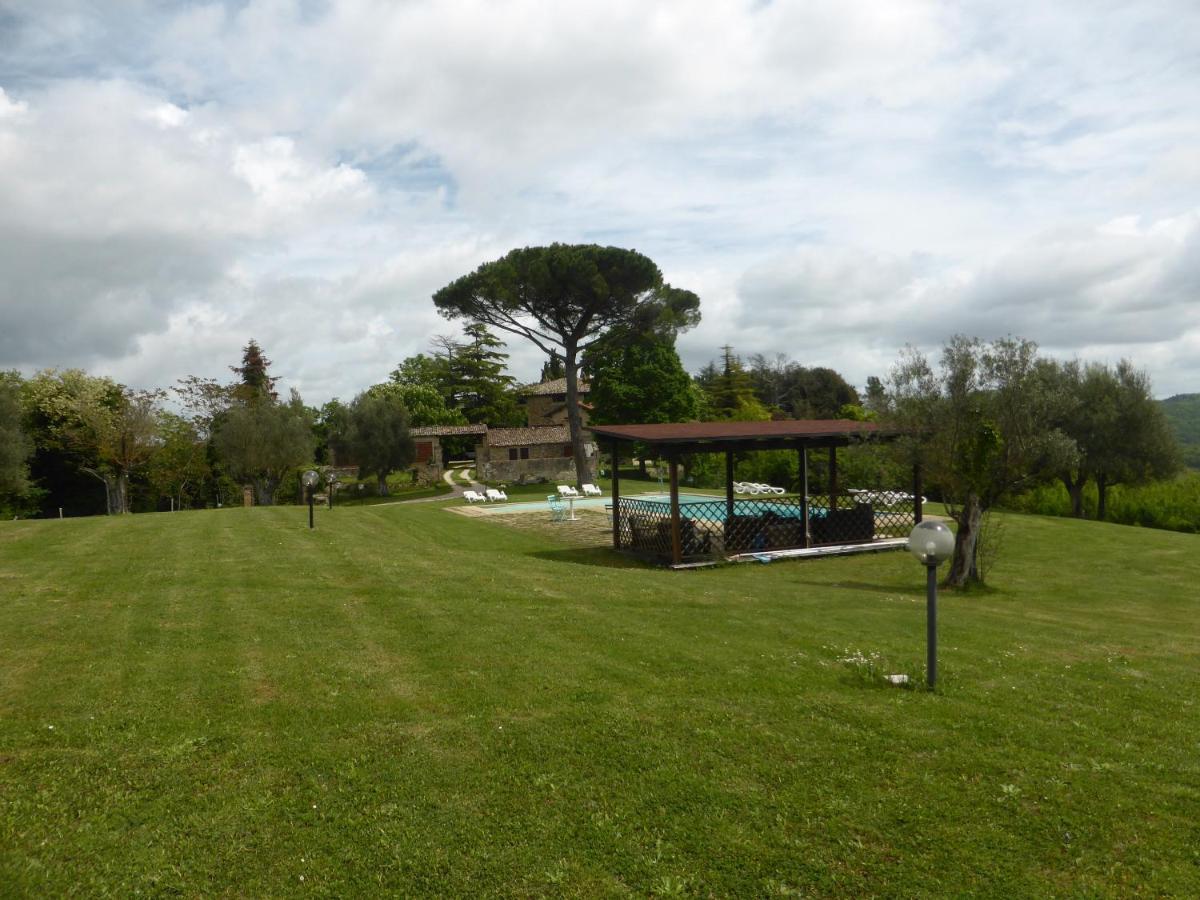 Country House La Casa Paterna Monte Santa Maria Tiberina Exterior photo