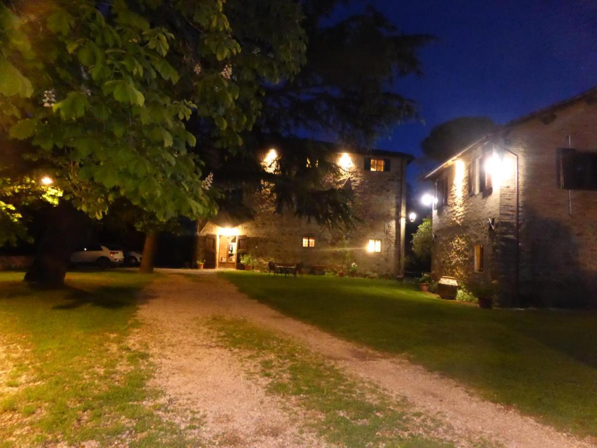 Country House La Casa Paterna Monte Santa Maria Tiberina Exterior photo